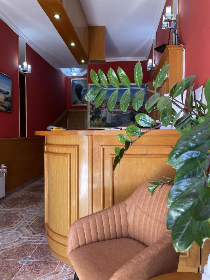 Hotel Azzurro ヘルツェグ・ノヴィ エクステリア 写真