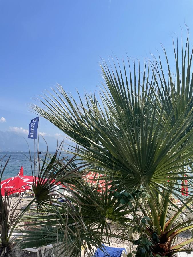 Hotel Azzurro ヘルツェグ・ノヴィ エクステリア 写真